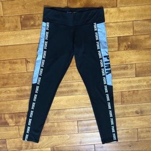 SOLD Victoria’s Secret PINK Fleece Lined Leggings